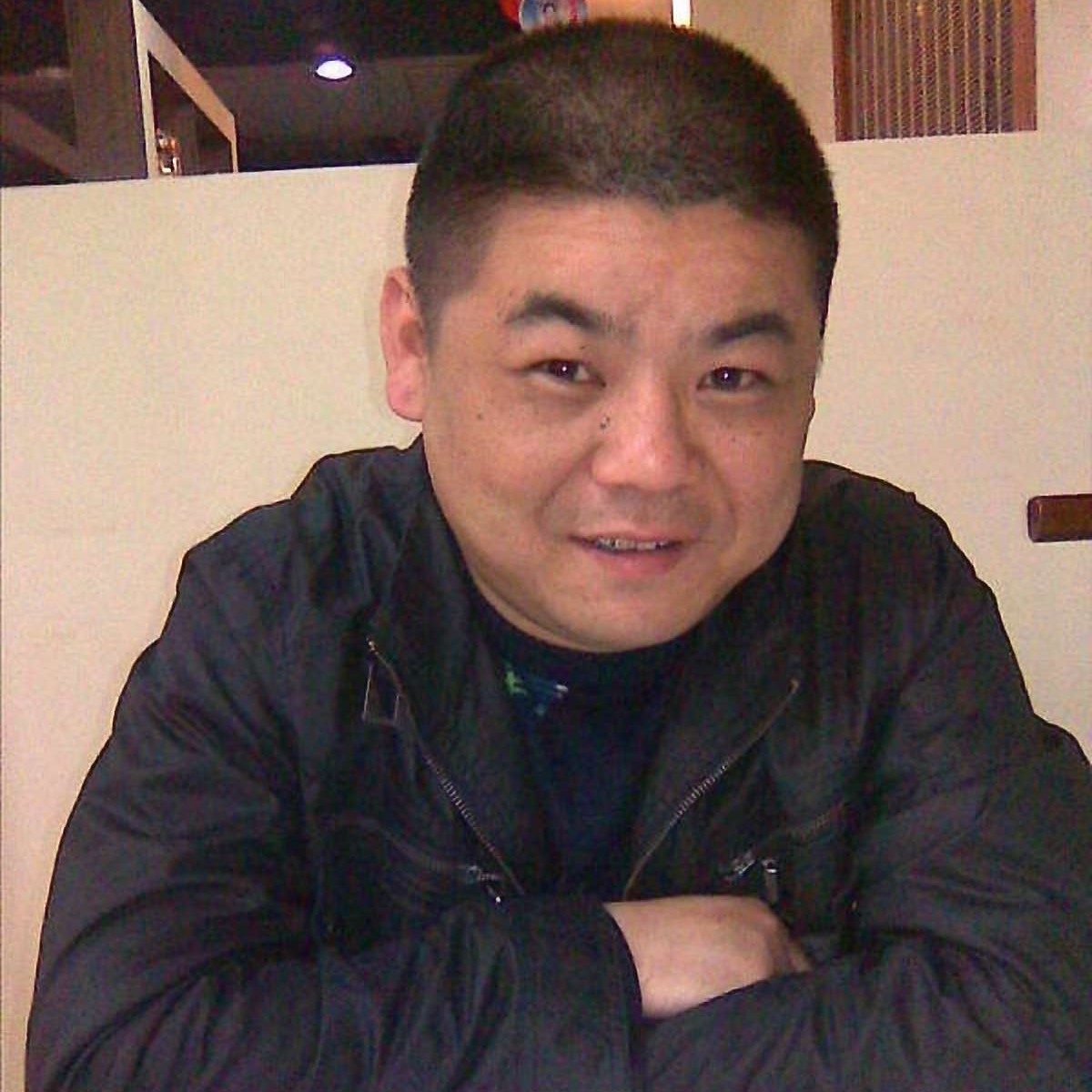 爱听歌苦恋酒窝的照片