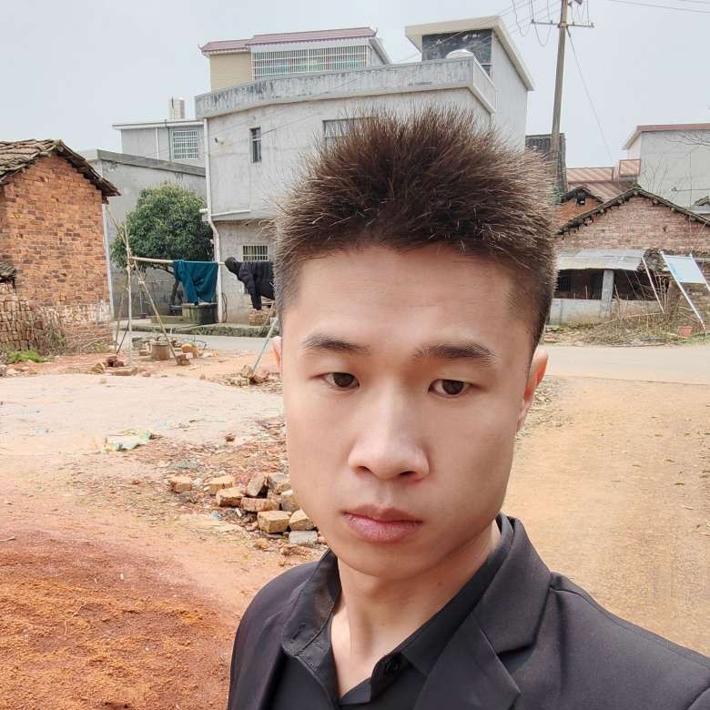 活力爱恋衬衫的照片