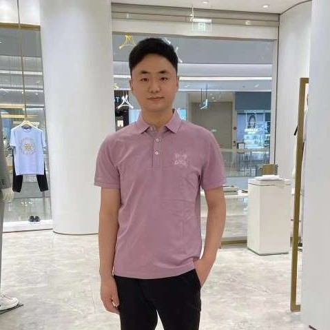 星辰光环绕的照片