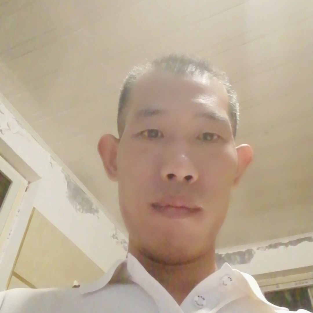 魁梧拿老师的照片