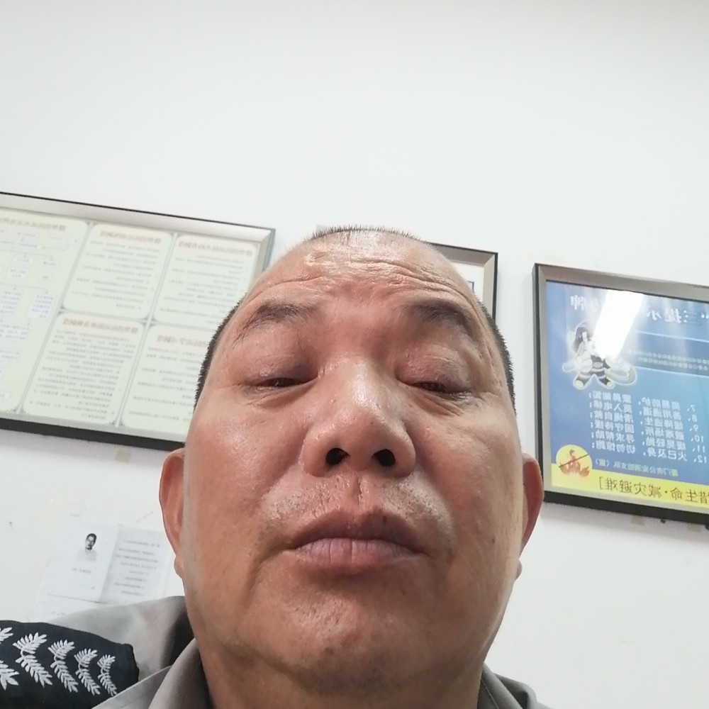 黄沛的照片
