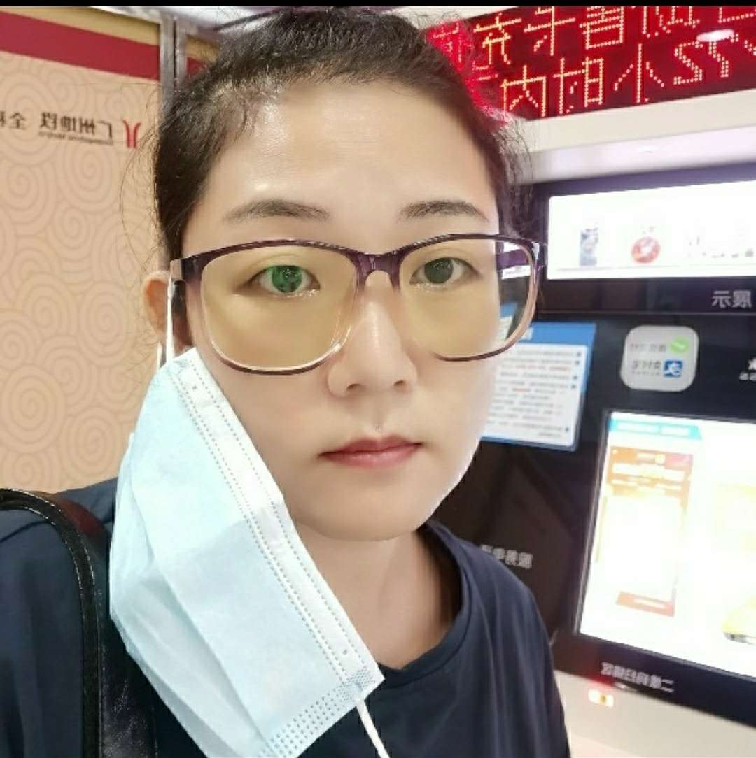 红色感动的照片