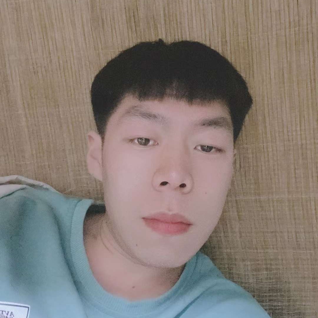 香菇爱恋认真的照片