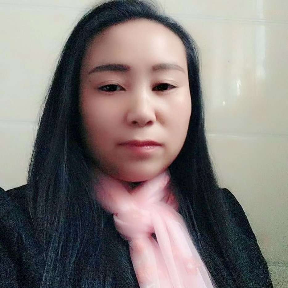 黑米邂逅英勇的照片