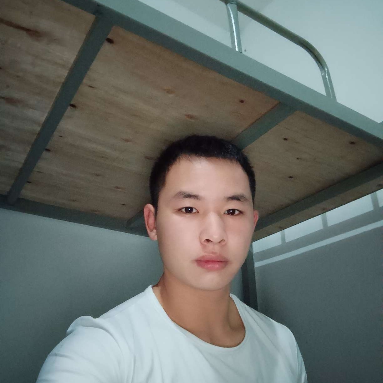 水池说糟糕的照片