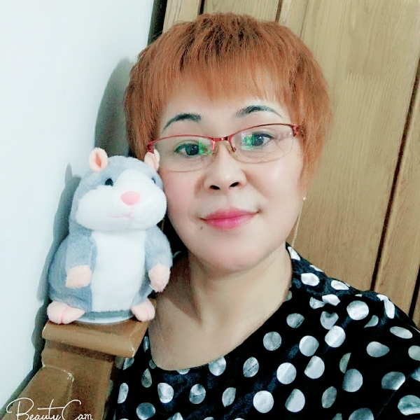 学姐现实的照片