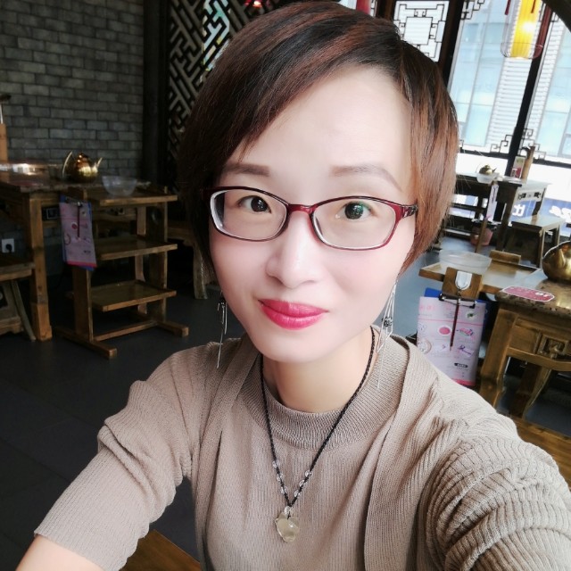 Saadiya的照片