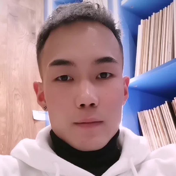 张扯蛋的照片
