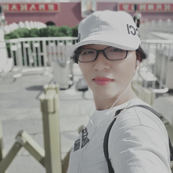 转角遇到大海的照片