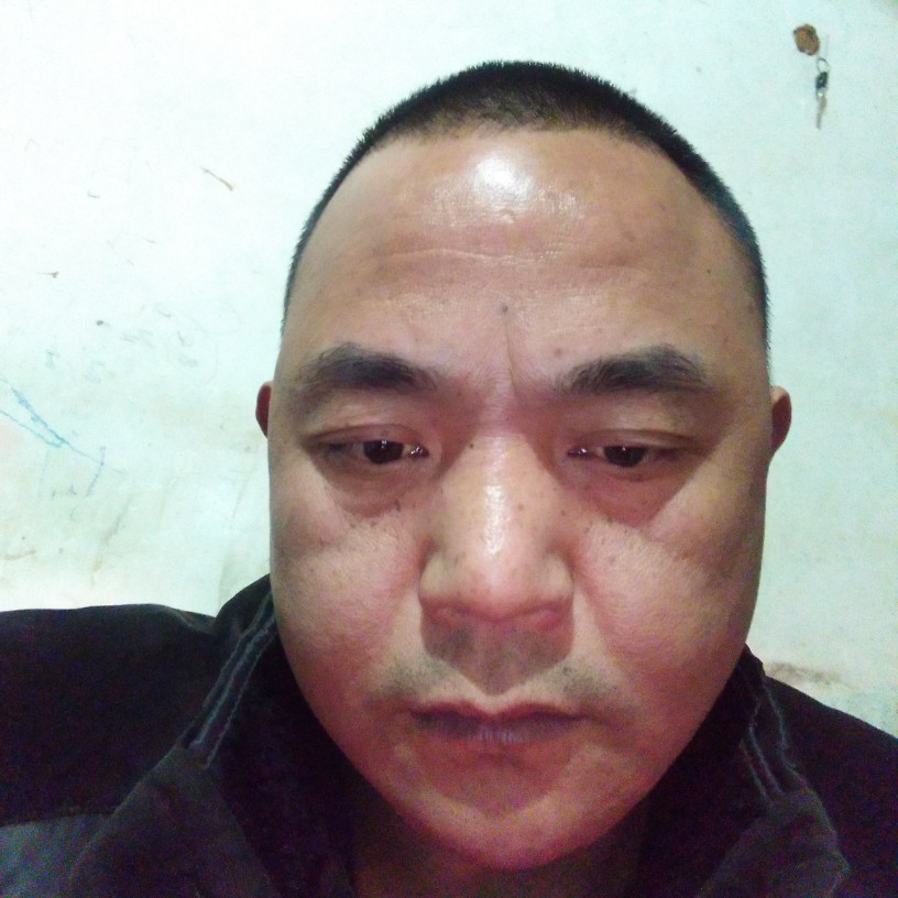 辛勤砖头的照片