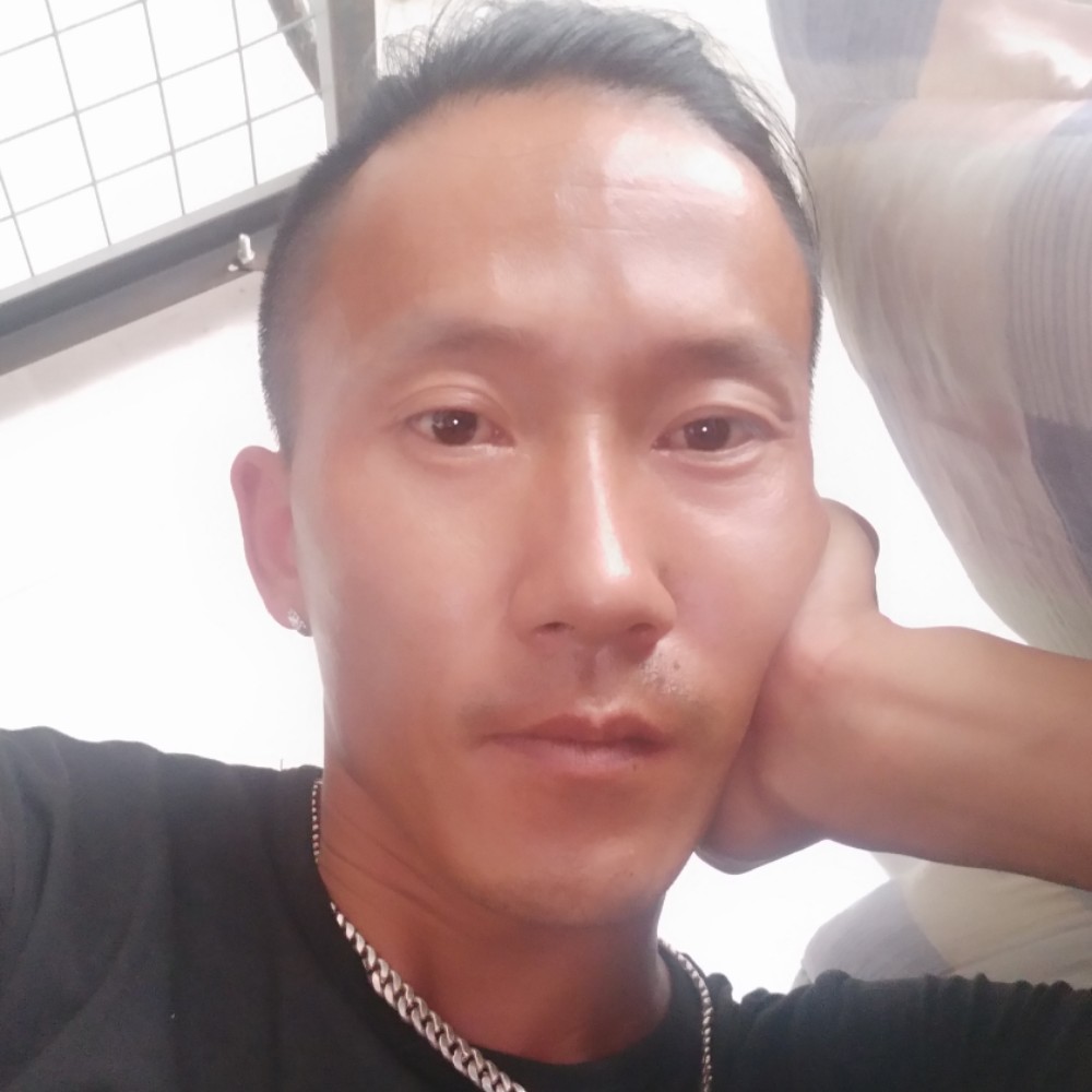 周宗易的照片
