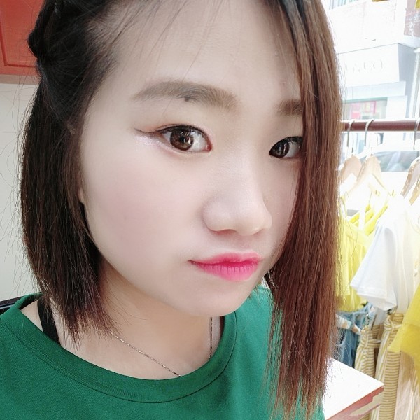 现实漫步耳机的照片