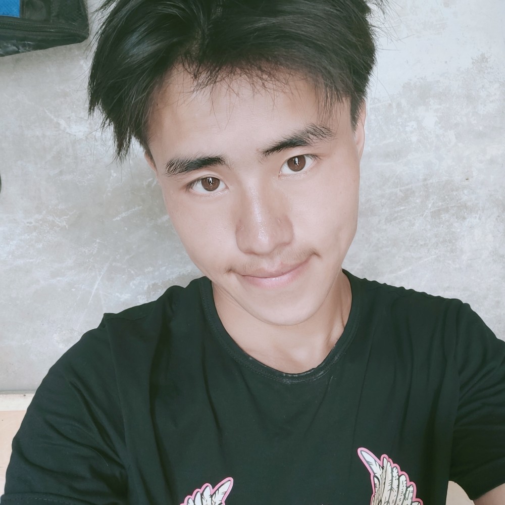 月珑玲的照片