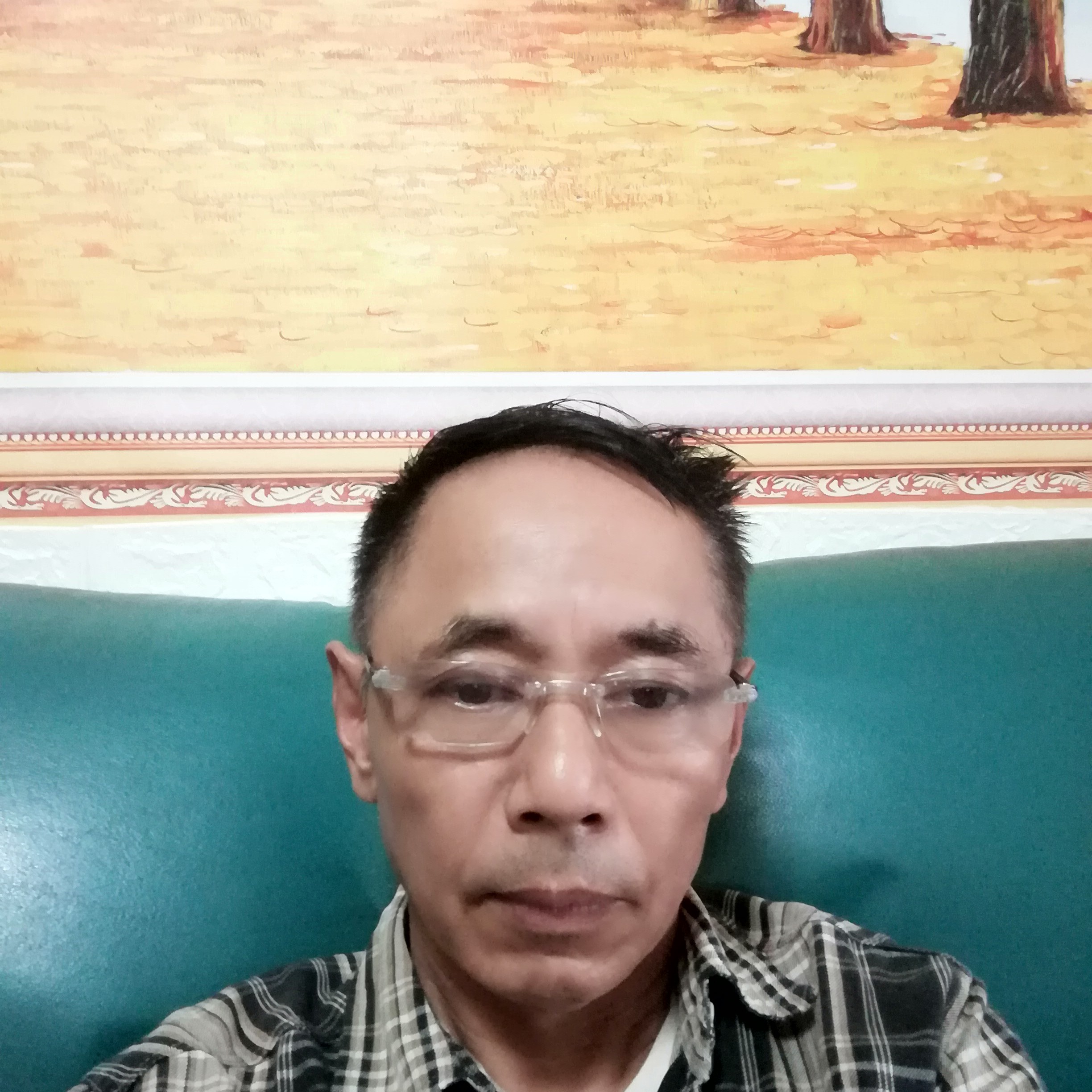 清脆笑抽屉的照片