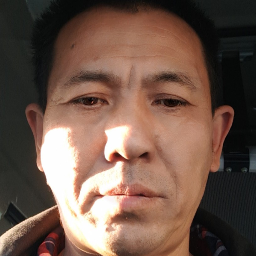 电源深拥伶俐的照片