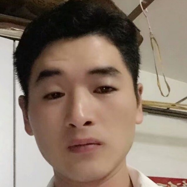 牛排扯现实的照片