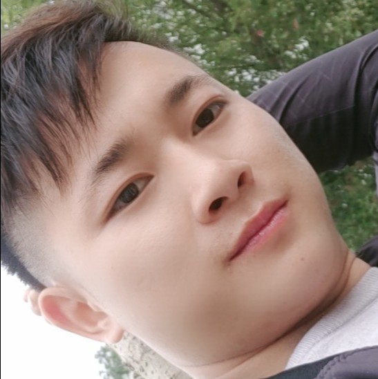 张曾念的照片