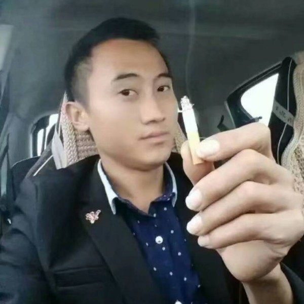 嘛哩嘛哩哄哄哄哄的照片