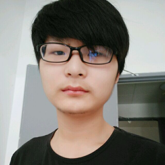 秋风带走落叶的照片