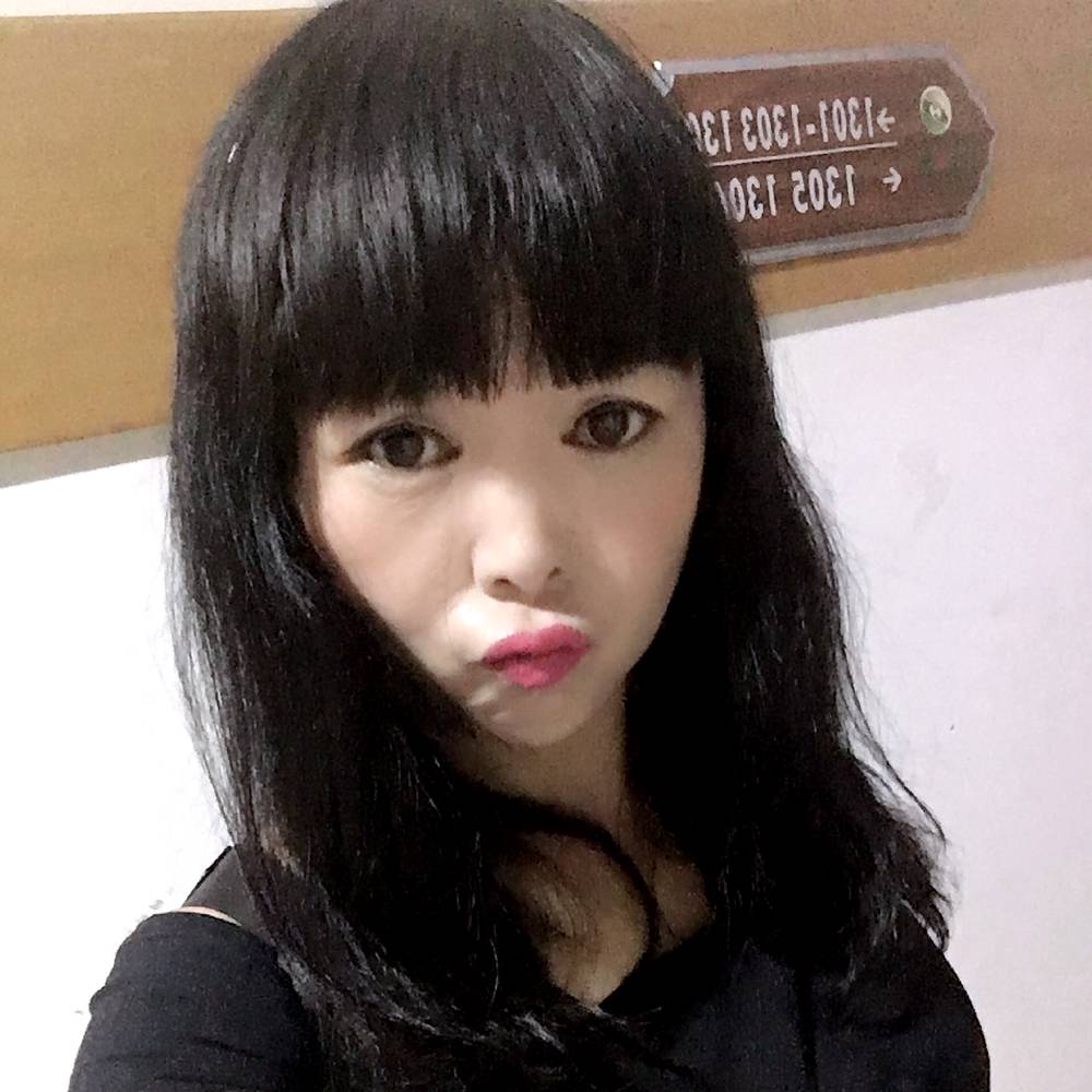 冷酷泪了的照片