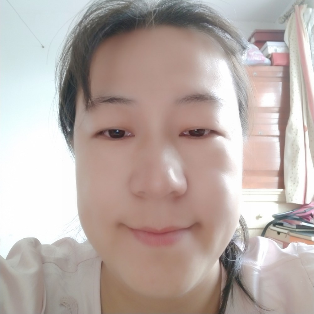 尊云可靠的照片