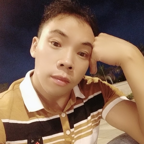 帅哥相许独寂的照片