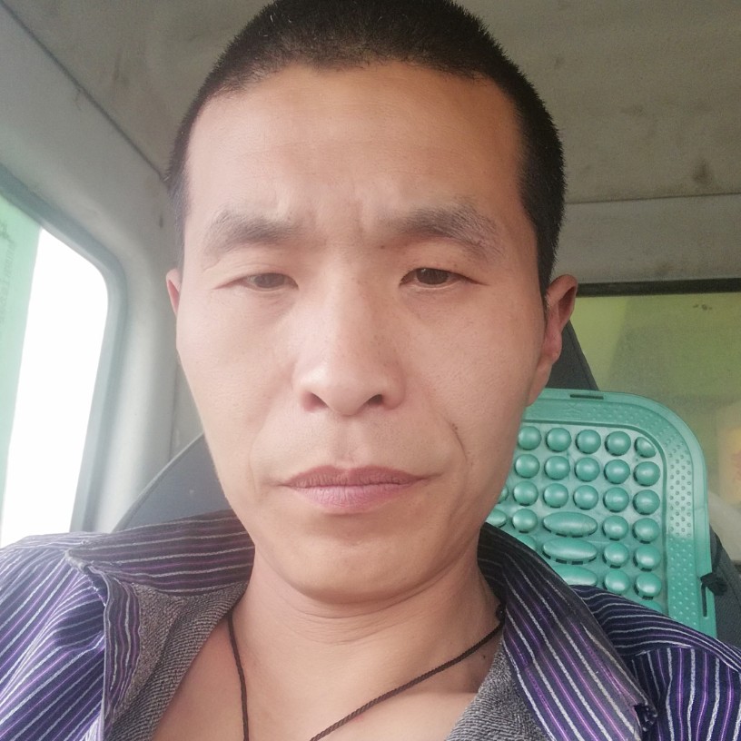 满意还红尘的照片