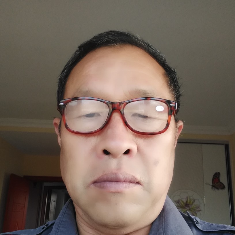 红尘欣喜的照片