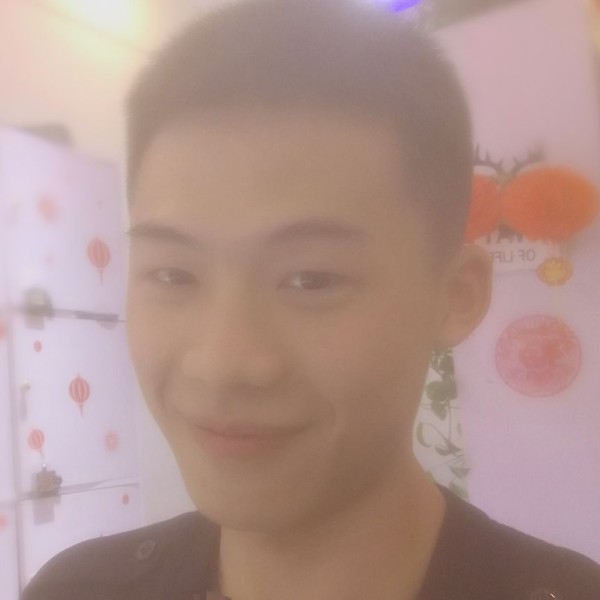 鸣十二月的照片
