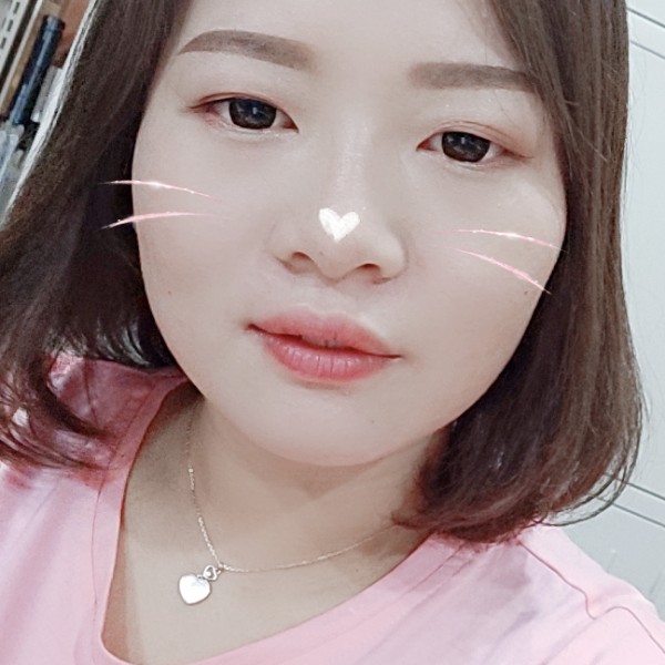 @꧁傻丫头℡꧂的照片