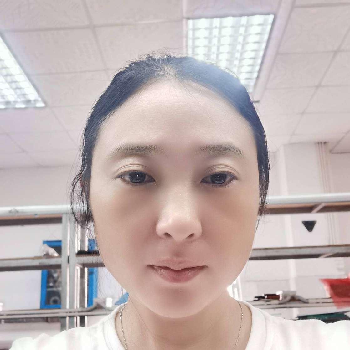 高兴等待小蘑菇的照片