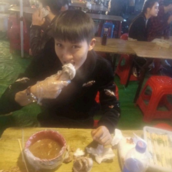 旧颜精明的照片