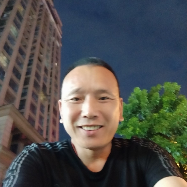 霸气方玫瑰的照片