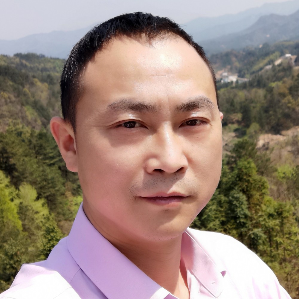 风起浪涌的照片
