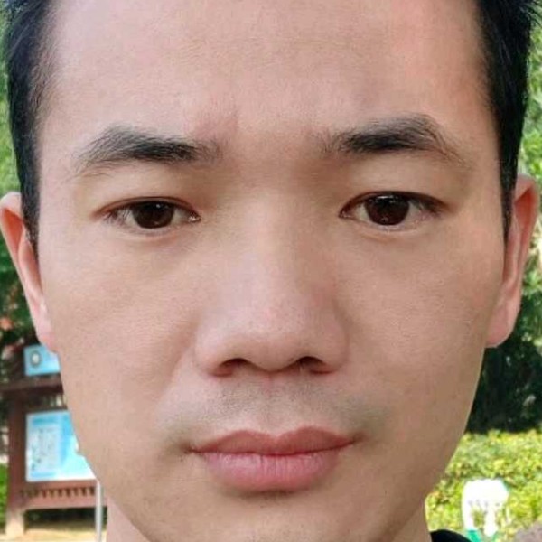 健忘倾心乌冬面的照片