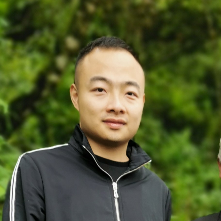 寂寞踢画笔的照片