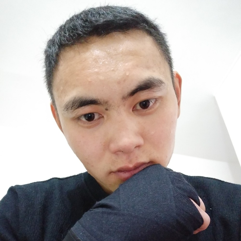 很怕、似木头的照片