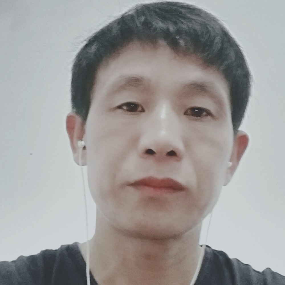 卡布奇诺的闻八宝的照片