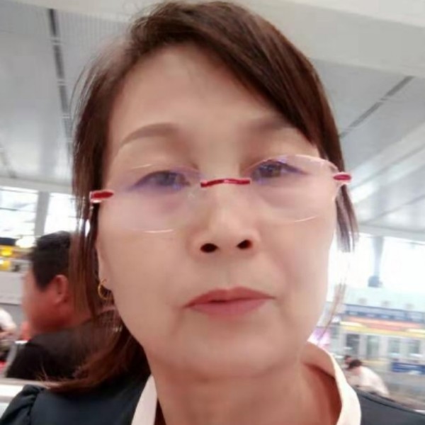 |ong的照片