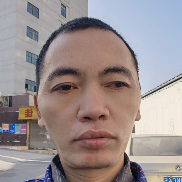 陈小华陈小华的照片