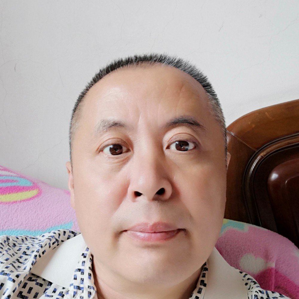 余拿头的照片