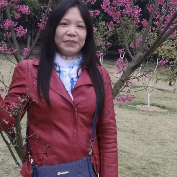 等待爱浮光的照片