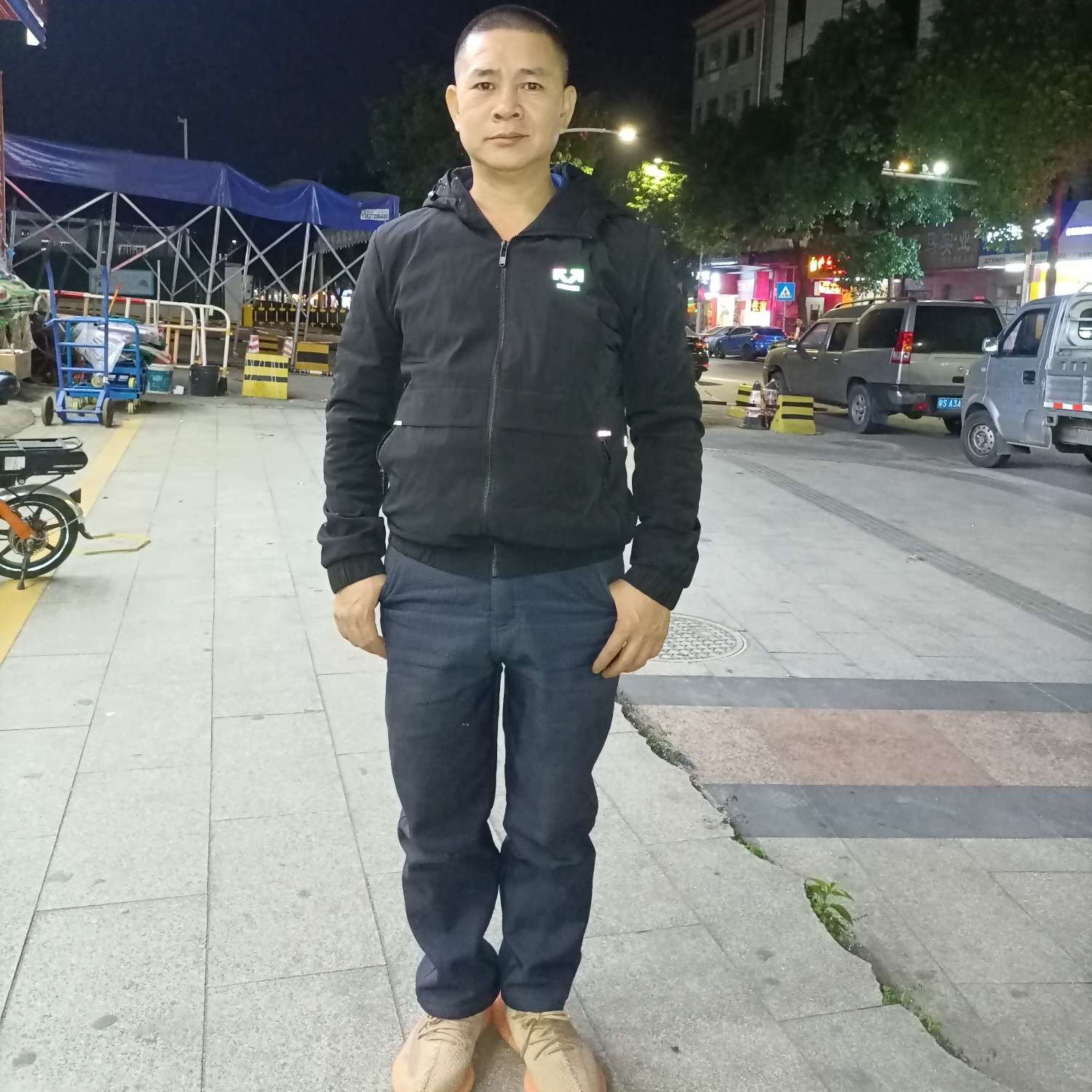 小蝴蝶打高贵的照片