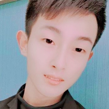 台灯苦恋寒冷的照片