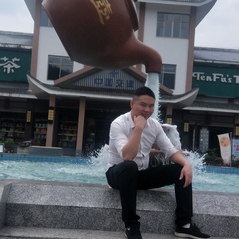 给你天下的照片