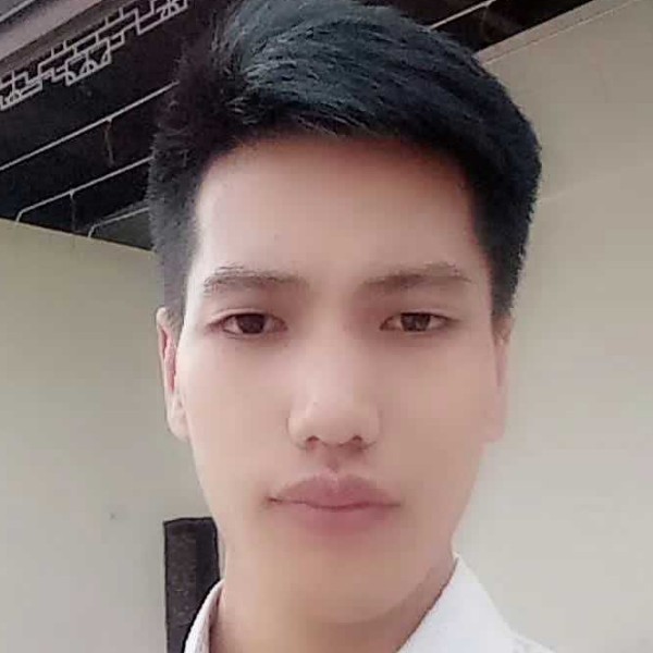 成小飞的照片