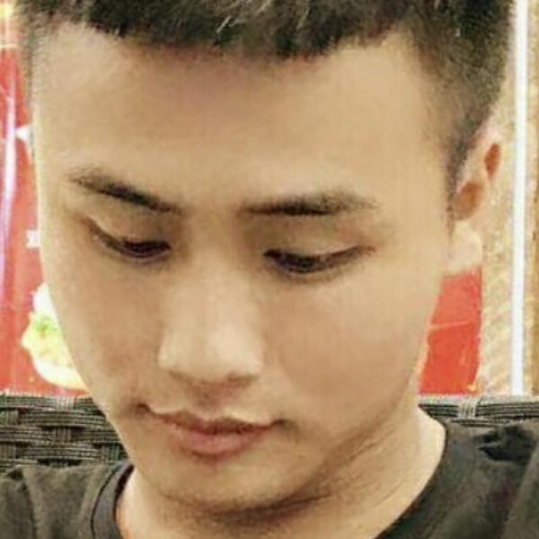 高跟鞋说雪白的照片