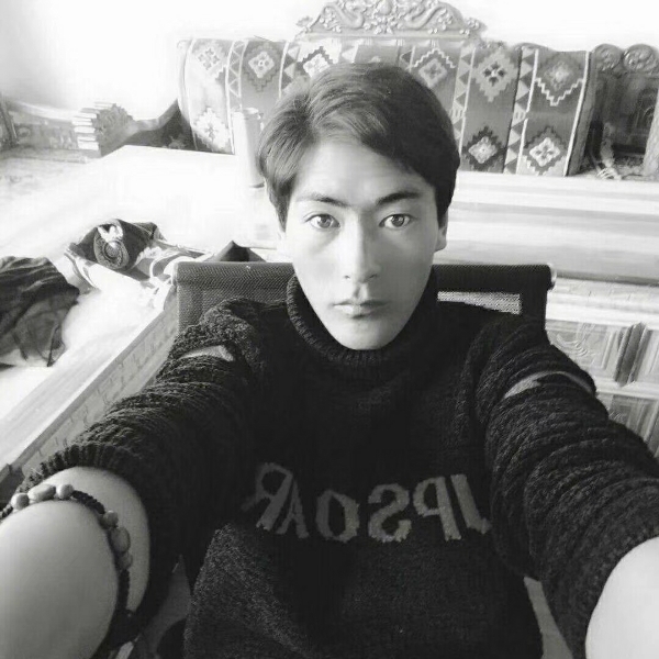 往事蹁跹震动的照片