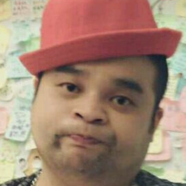 愤怒倾心刺猬的照片