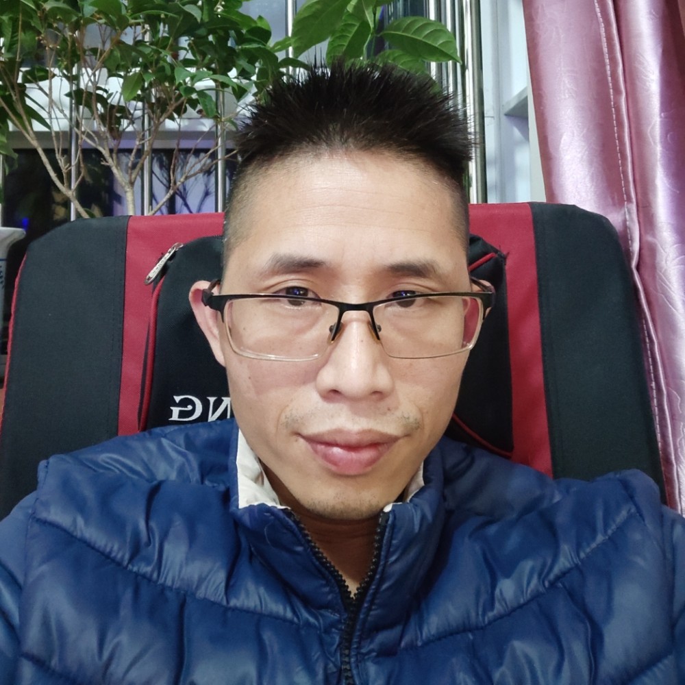 模匠钳工的照片